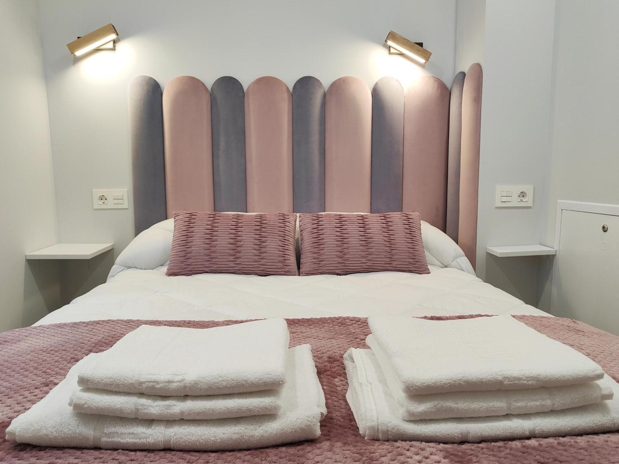 Apartamentos Centro Oviedo Caveda ภายนอก รูปภาพ